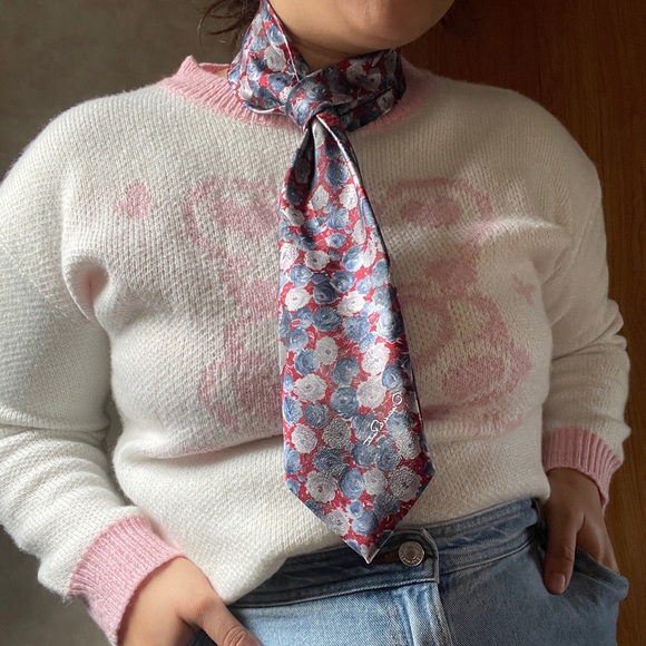 Oscar de la Renta Tie Flower Print - Picture 1 of 5